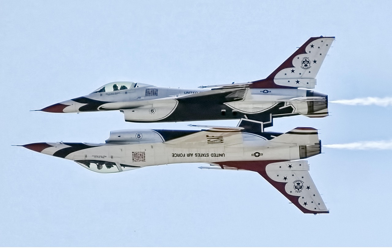 伊对实名账号：详情下载教程超凡影迷app